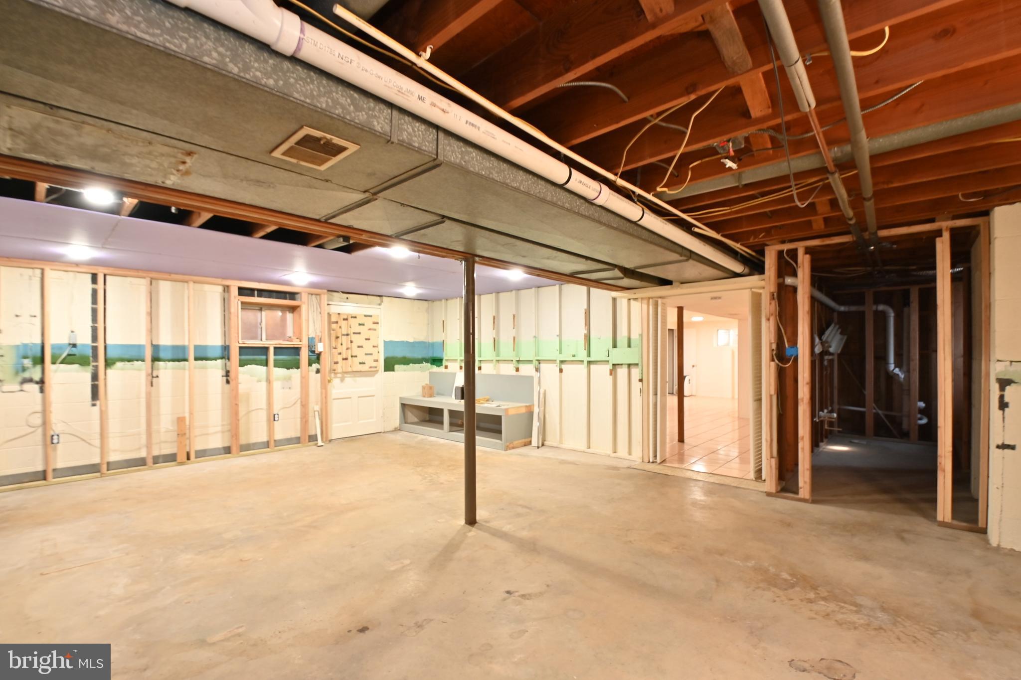 3914 Howard Road Beltsville, MD 20705 - Photo 36 of 42 Gallery Image 36