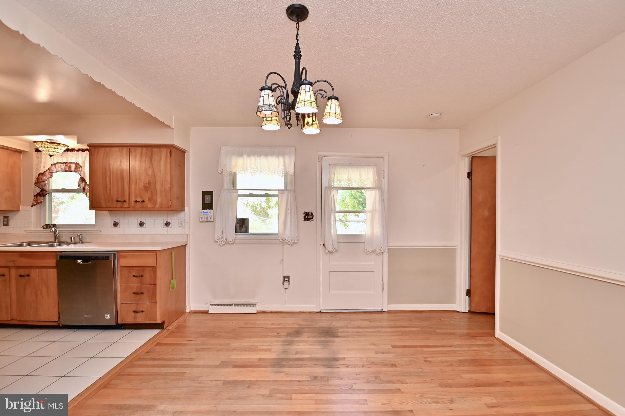 3914 Howard Road Beltsville, MD 20705 - Photo 9 of 42 Gallery Image 9
