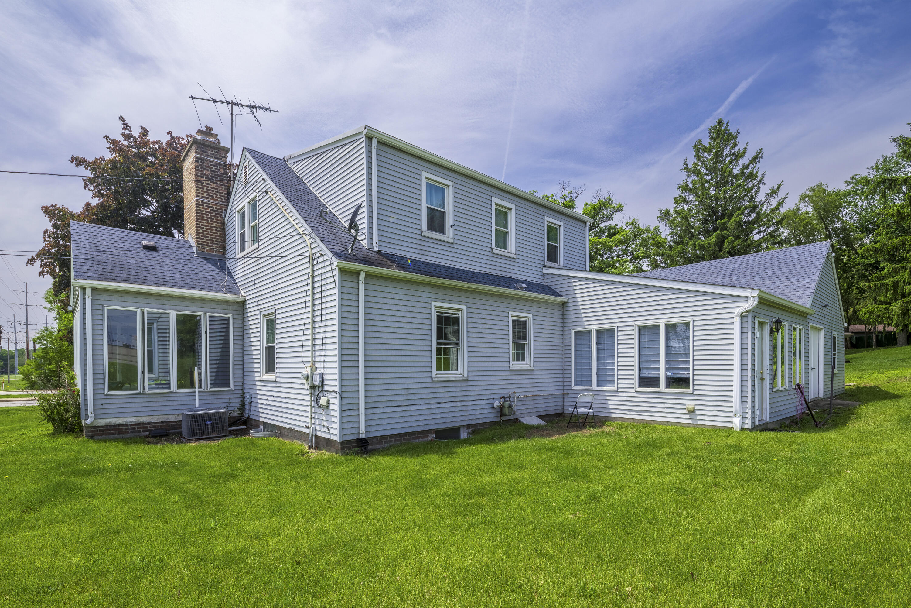 2329 Ridgewood Street Highland, IN 46322 - Photo 66 of 69 3000x2001