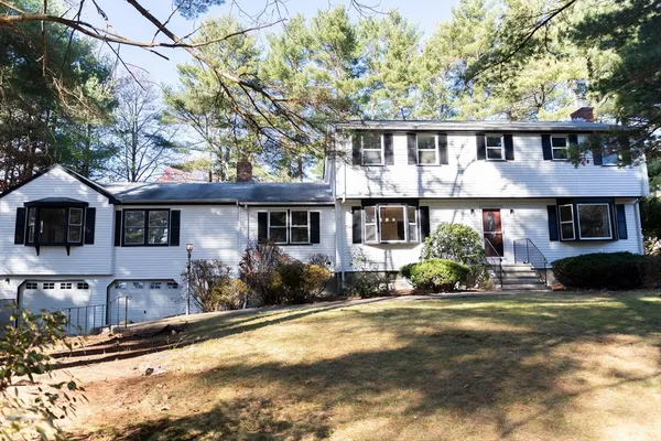 $898,000 | 6 Kingsley Road, Easton, MA 02356