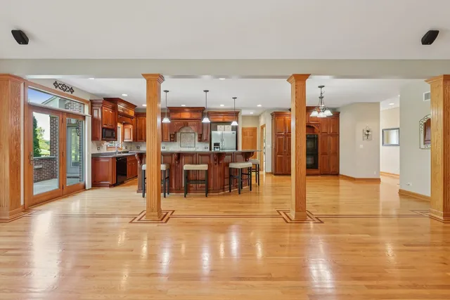 $825,000 | 9804 Palmer Drive, Lakewood, IL 60014