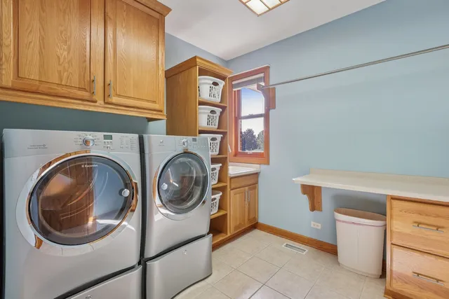 $825,000 | 9804 Palmer Drive, Lakewood, IL 60014