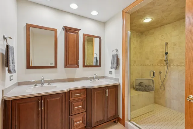 $825,000 | 9804 Palmer Drive, Lakewood, IL 60014