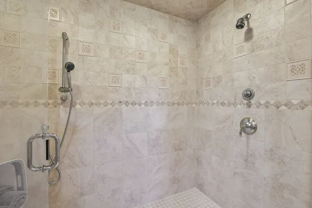 $825,000 | 9804 Palmer Drive, Lakewood, IL 60014