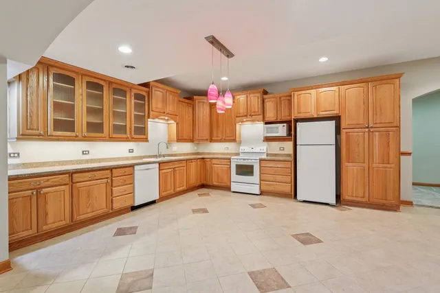 $825,000 | 9804 Palmer Drive, Lakewood, IL 60014