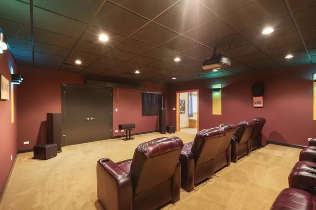 $825,000 | 9804 Palmer Drive, Lakewood, IL 60014