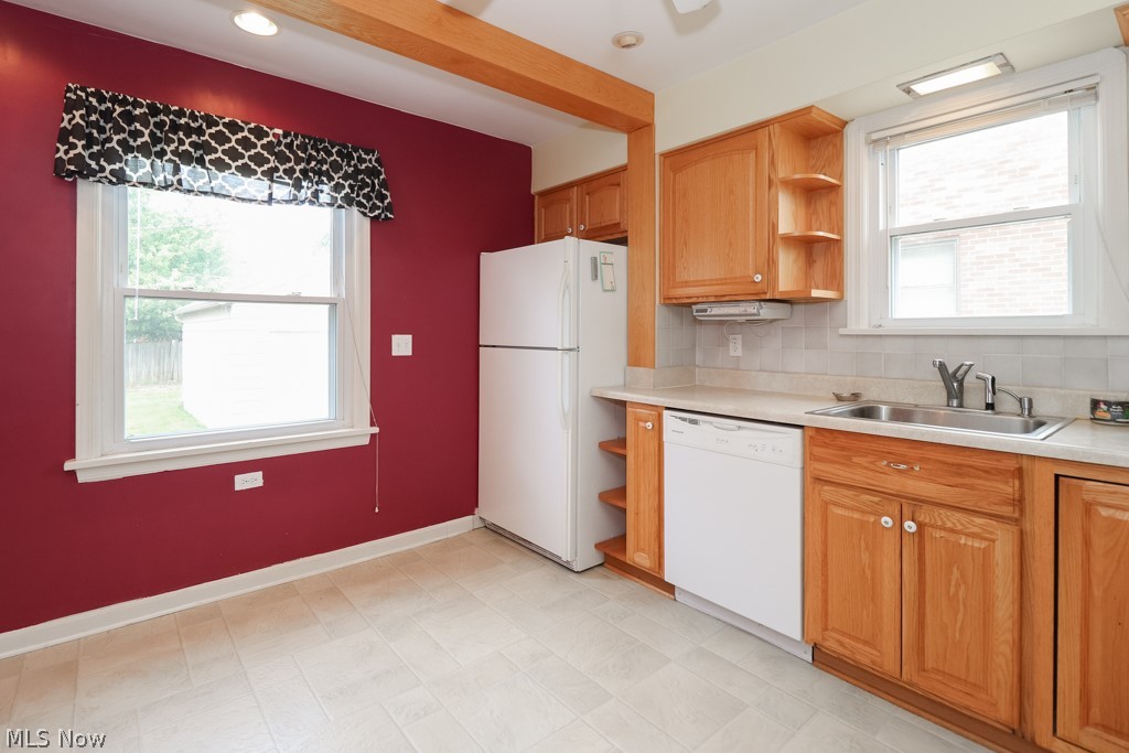 6202 Manchester Road Parma, OH 44129 - Photo 2 of 18