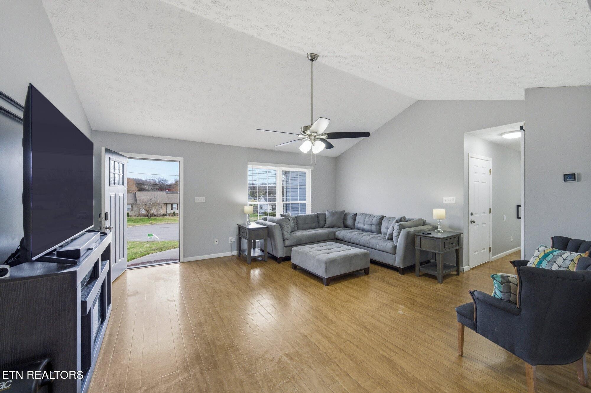 427 Eledge Farm Road Sevierville, TN 37876 - Photo 2 of 21 Gallery Image 2