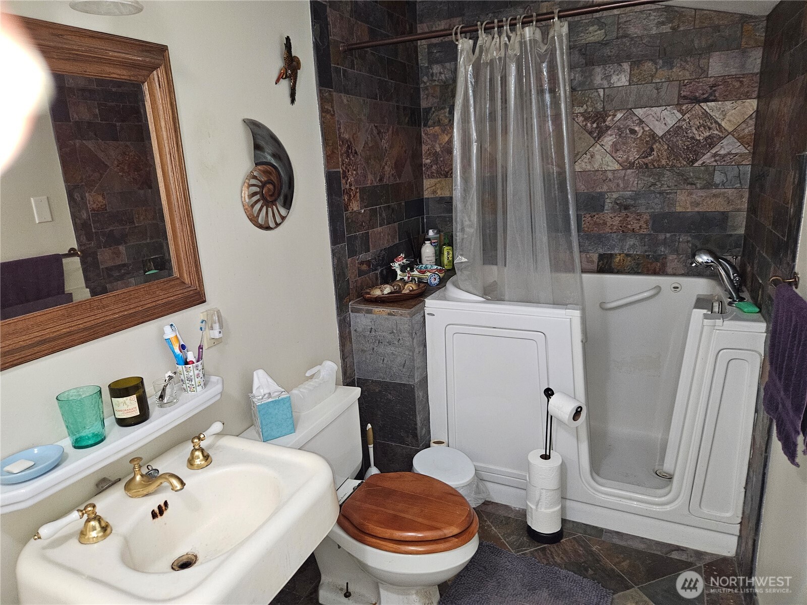 20 East Sunny Sands Road Cathlamet, WA 98612 - Photo 8 of 19