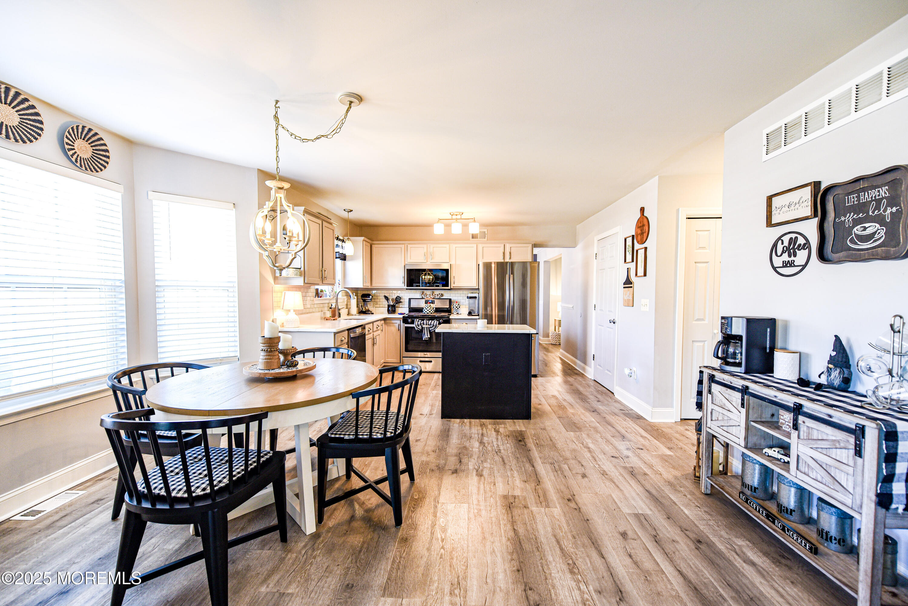 1066 Rudder Avenue Manahawkin, NJ 08050 - Photo 8 of 30 19-DSC_4223