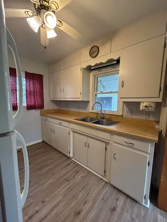 $135,500 | 20 South Main Street, Quincy, MI 49082