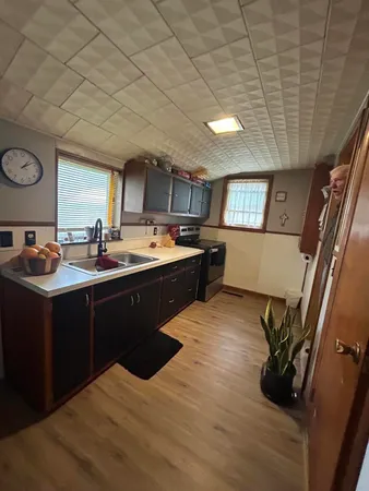 $135,500 | 20 South Main Street, Quincy, MI 49082