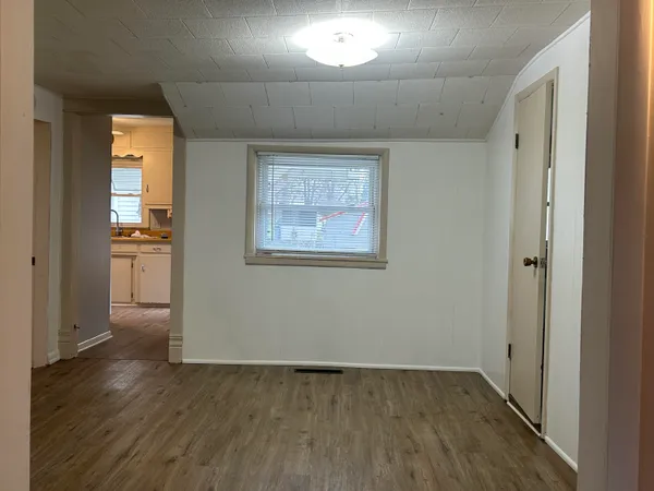 $135,500 | 20 South Main Street, Quincy, MI 49082