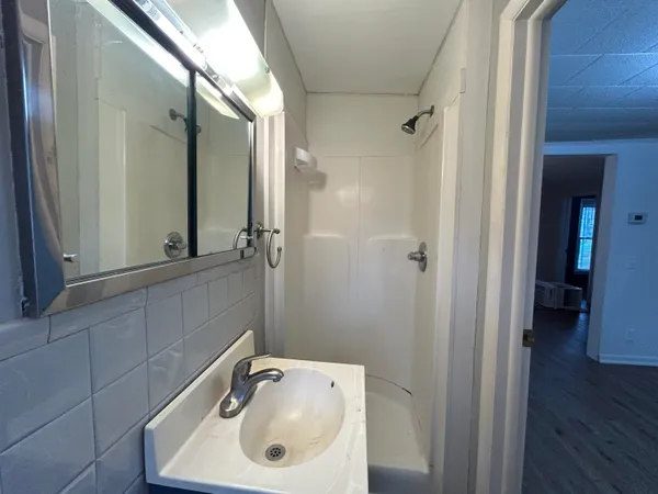 $135,500 | 20 South Main Street, Quincy, MI 49082