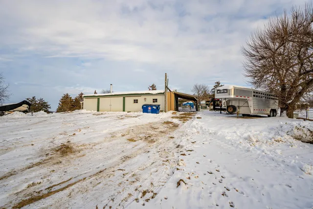 $279,900 | 7965 North Adeline Road, Leaf River, IL 61047