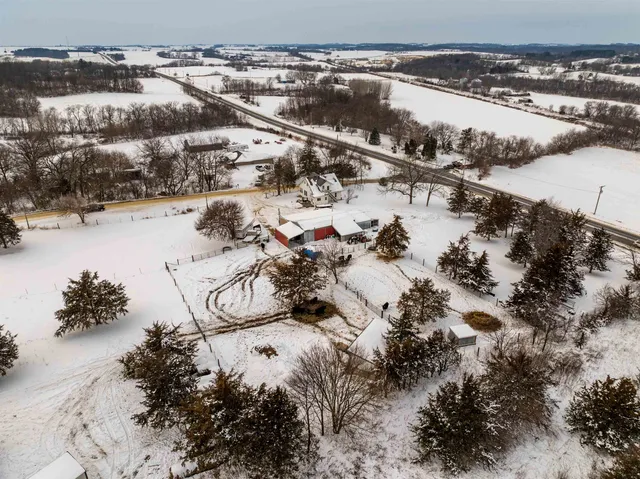 $279,900 | 7965 North Adeline Road, Leaf River, IL 61047