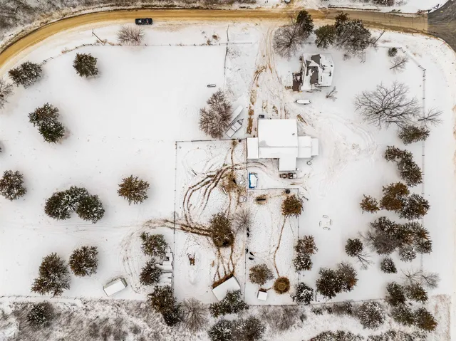 $279,900 | 7965 North Adeline Road, Leaf River, IL 61047