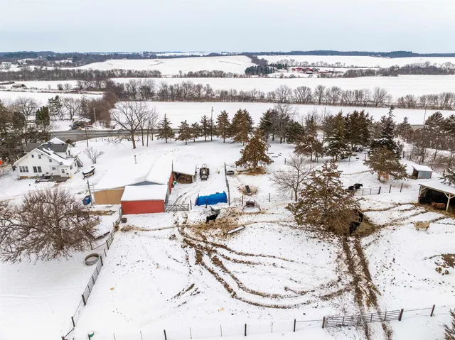 $279,900 | 7965 North Adeline Road, Leaf River, IL 61047