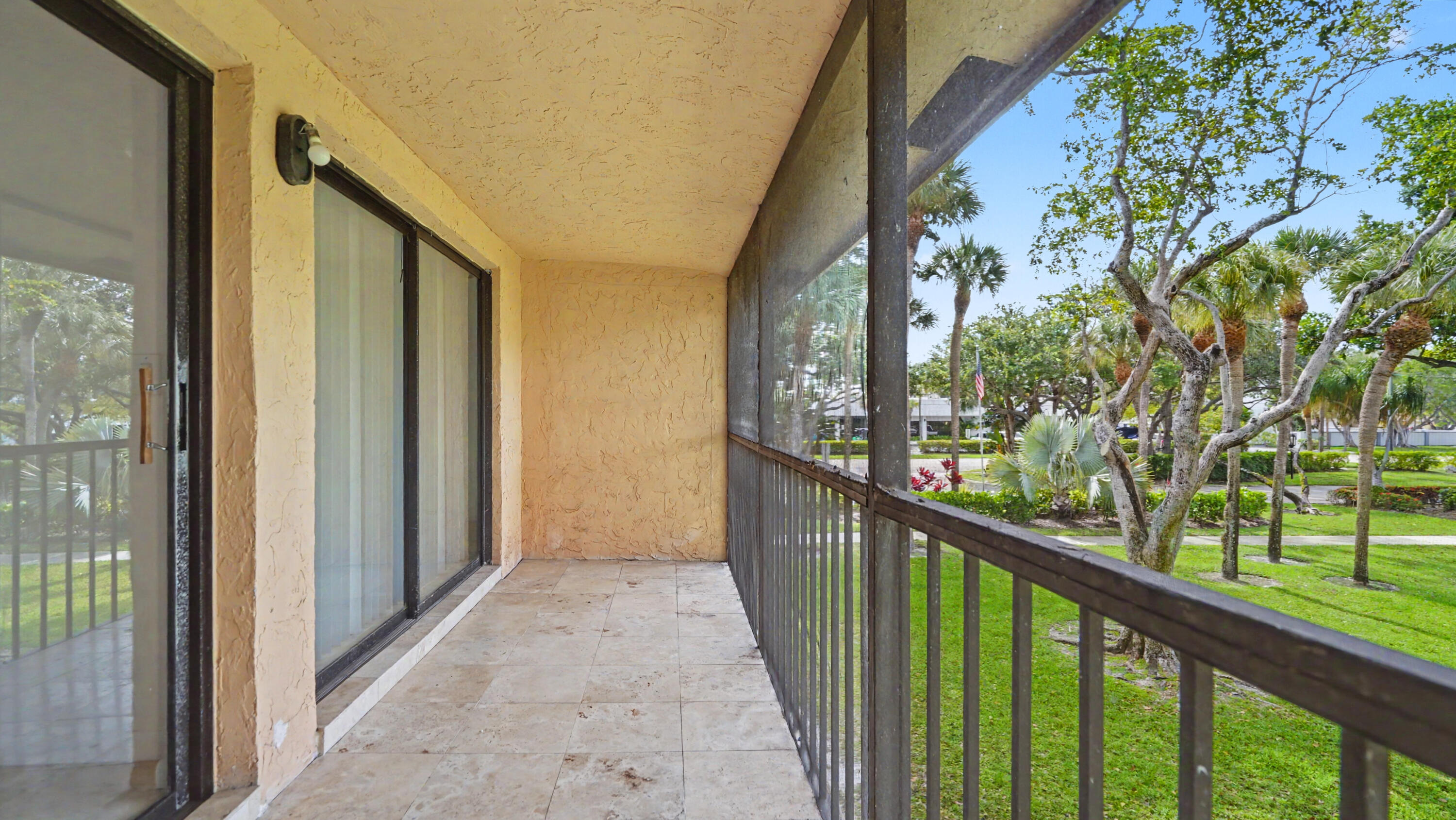 3939 Northeast 5th Avenue, Unit A201 Boca Raton, FL 33431 - Photo 31 of 44 DSC08847