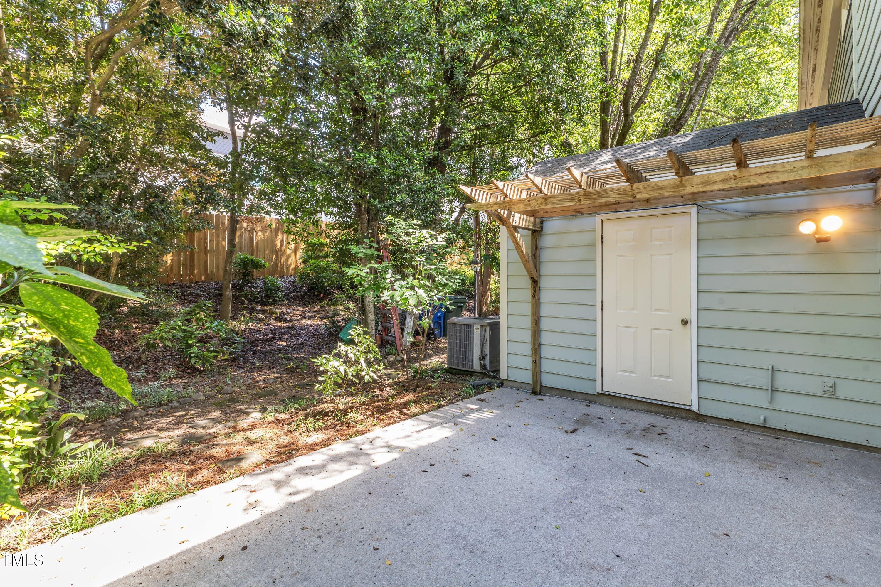 1344 Baez Street Raleigh, NC 27608 - Photo 19 of 23 31-1344 Baez St-7