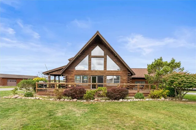 $459,000 | 8522 Lake Street Road, Le Roy, NY 14482