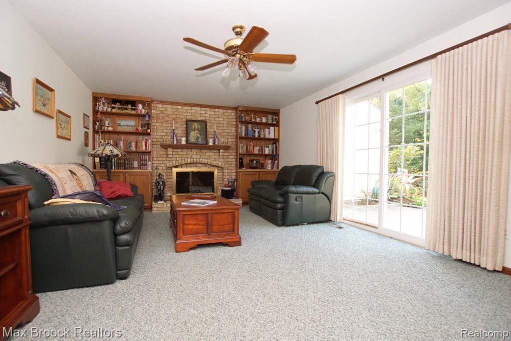 36296 Fredericksburg Road Farmington Hills, MI 48331 - Photo 8 of 30
