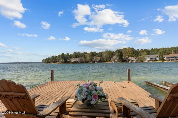 $1,350,000 | 120 Douglas Drive, West End, NC 27376