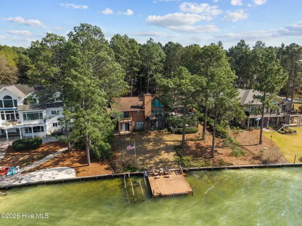 $1,350,000 | 120 Douglas Drive, West End, NC 27376