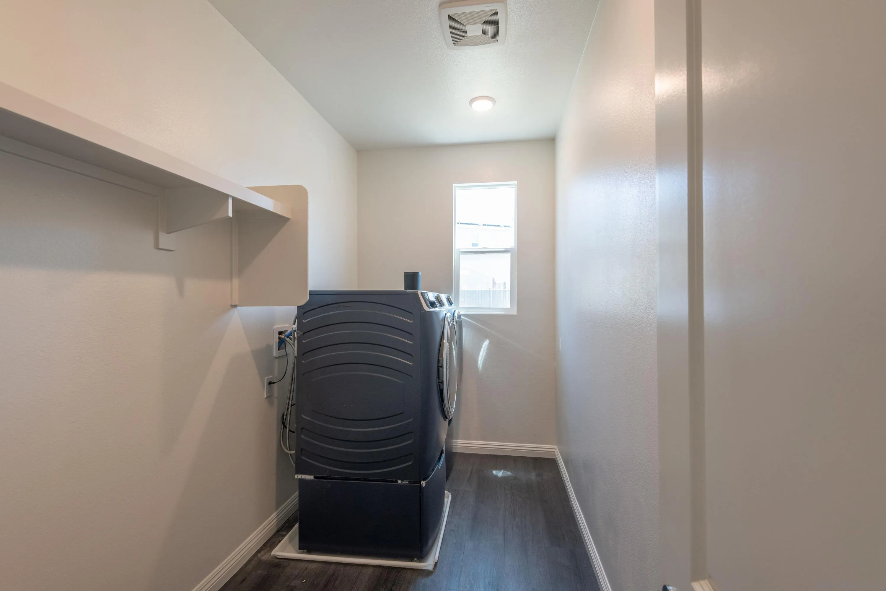 35177 Orchard Trail Fallbrook, CA 92028 - Photo 23 of 31 a view of walk in closet