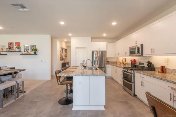 $892,000 | 35177 Orchard Trail, Fallbrook, CA 92028