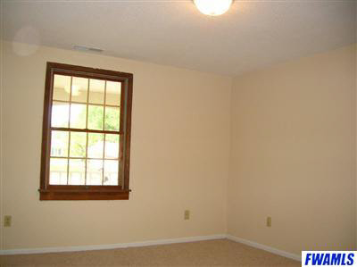 4908 North Webster Road New Haven, IN 46774 - Photo 11 of 18