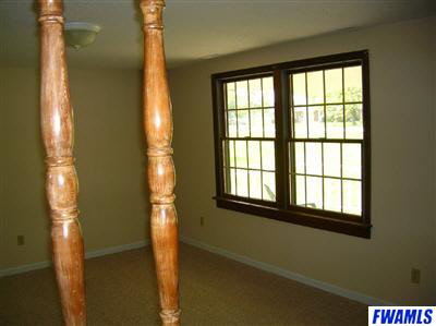 4908 North Webster Road New Haven, IN 46774 - Photo 4 of 18