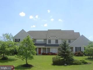 2044 Hollis Road Lansdale, PA 19446 - Photo 1 of 6 Gallery Image 1