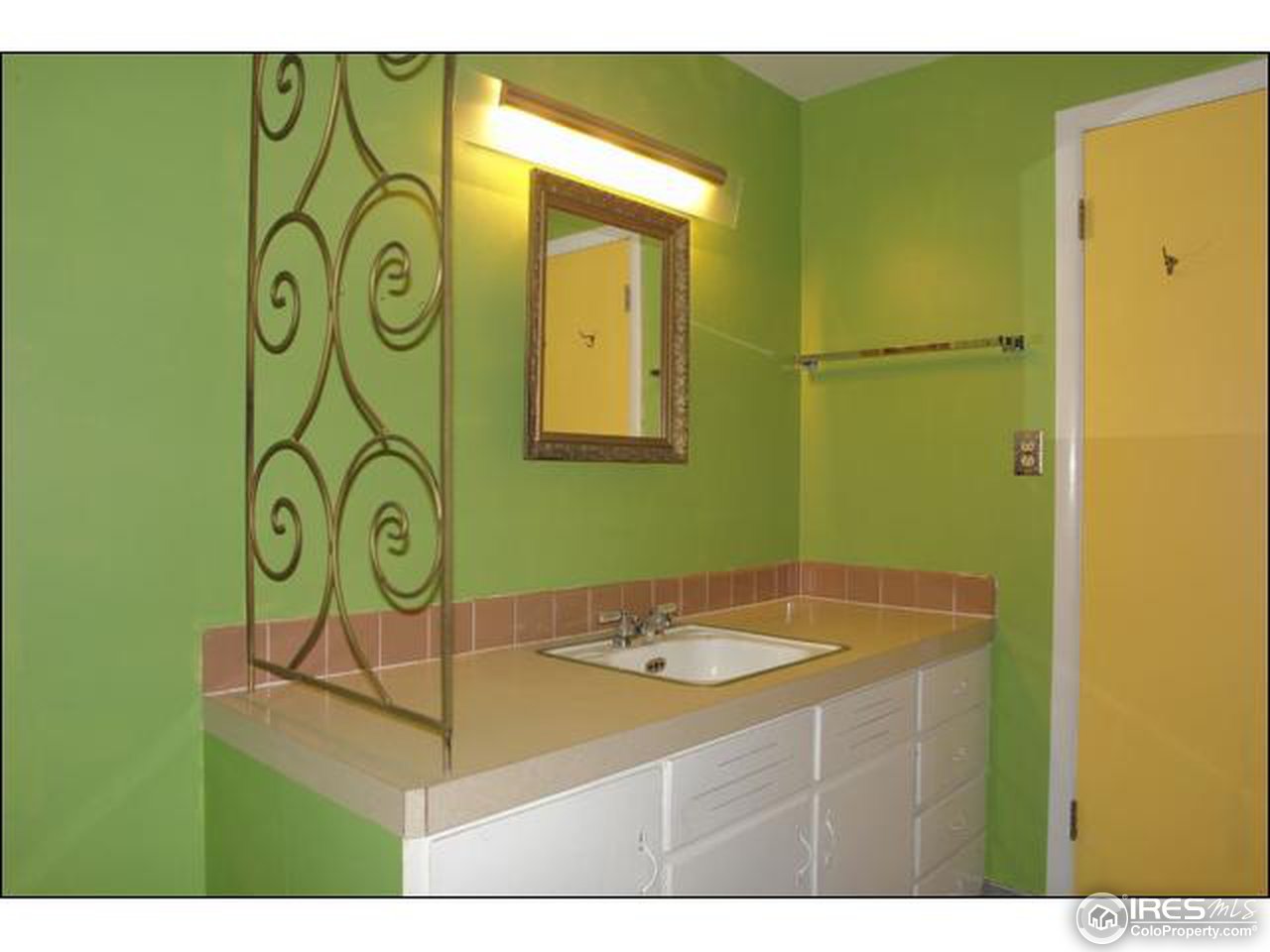 401 Riddle Drive Fort Collins, CO 80521 - Photo 4 of 18 Gallery Image 4