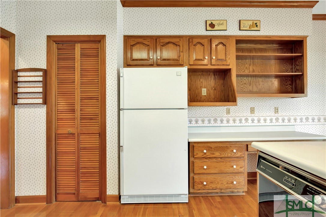 119 Riverview Road Savannah, GA 31410 - Photo 17 of 43 Pantry