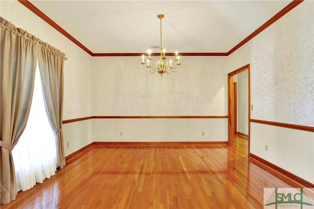 119 Riverview Road Savannah, GA 31410 - Photo 9 of 43 Dining Room