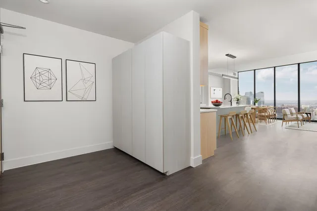 $1,150,000 | 144 Oakes Street Southwest, Unit 1901, Grand Rapids, MI 49503