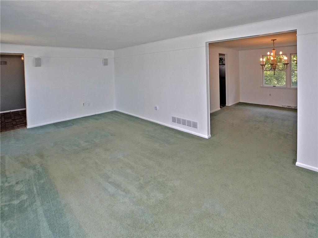 125 Leslie Road Monroeville, PA 15146 - Photo 11 of 25 Gallery Image 11