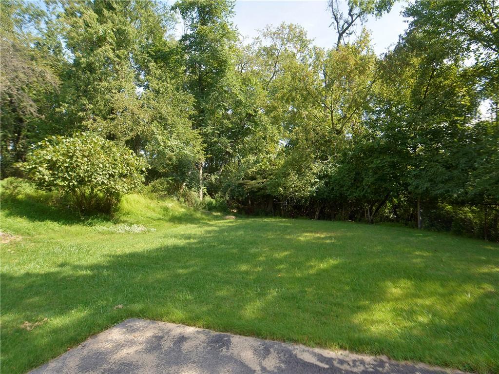 125 Leslie Road Monroeville, PA 15146 - Photo 24 of 25 Gallery Image 24