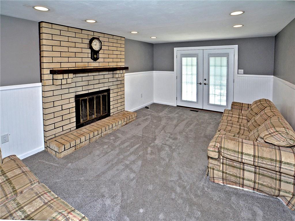 125 Leslie Road Monroeville, PA 15146 - Photo 6 of 25 Gallery Image 6
