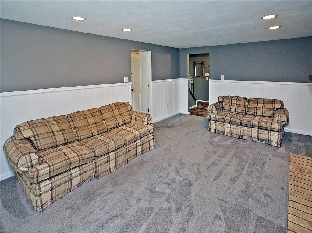 125 Leslie Road Monroeville, PA 15146 - Photo 8 of 25 Gallery Image 8