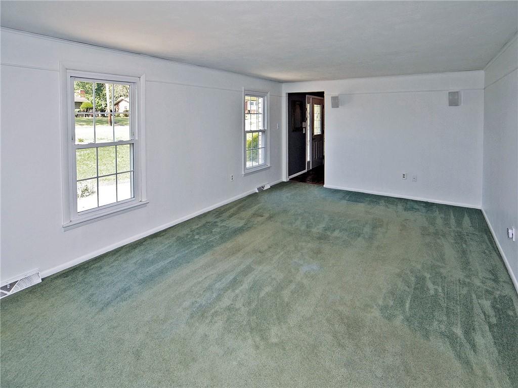 125 Leslie Road Monroeville, PA 15146 - Photo 10 of 25 Gallery Image 10