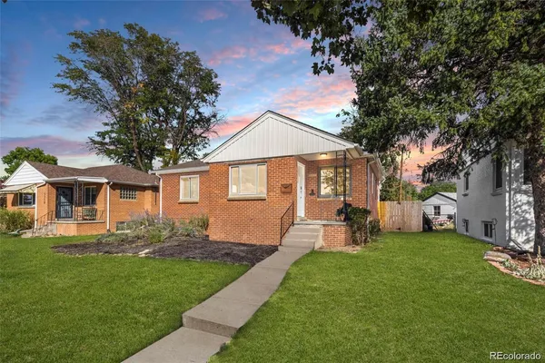 $598,000 | 3300 Bellaire Street, Denver, CO 80207