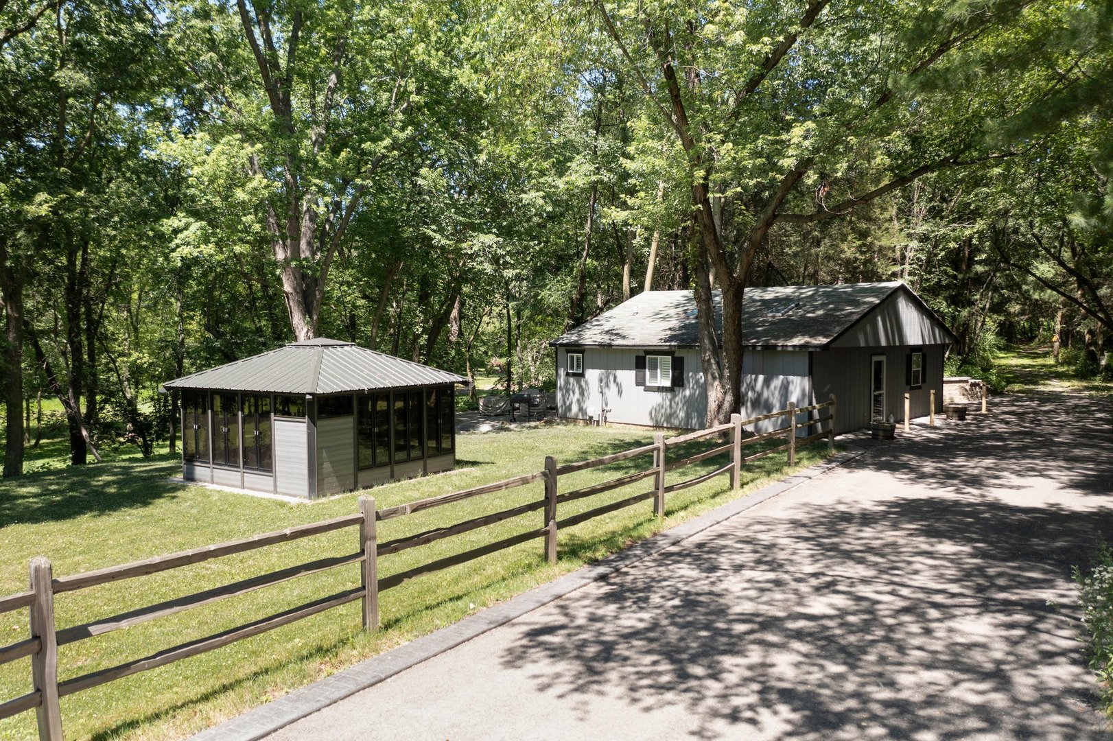 7750 Pine Bluff Road Morris, IL 60450 - Photo 21 of 46 a view of a house with backyard and sitting area