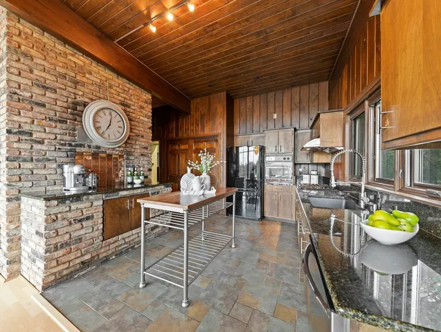 $1,900,000 | 7750 Pine Bluff Road, Morris, IL 60450