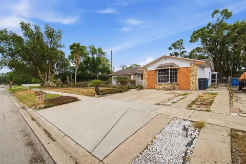 $240,000 | 4449 Tarpon Drive, Tampa, FL 33617