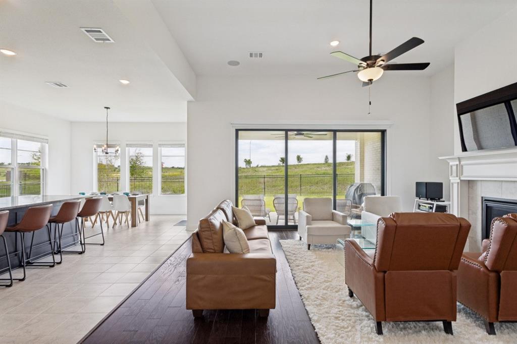 2240 Laurel Rdg Road Fort Worth, TX 76008 - Photo 12 of 30 Gallery Image 12