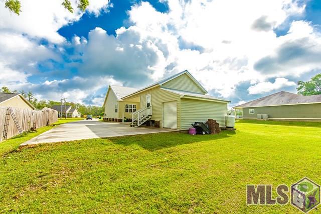 754 Choctaw Road Thibodaux, LA 70301 - Photo 5 of 26 Back