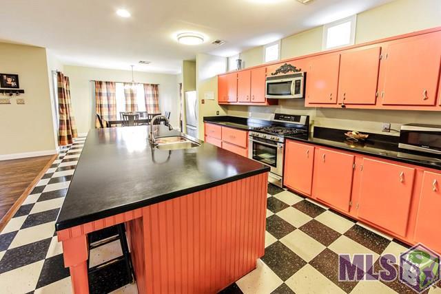 754 Choctaw Road Thibodaux, LA 70301 - Photo 10 of 26 Kitchen View 2