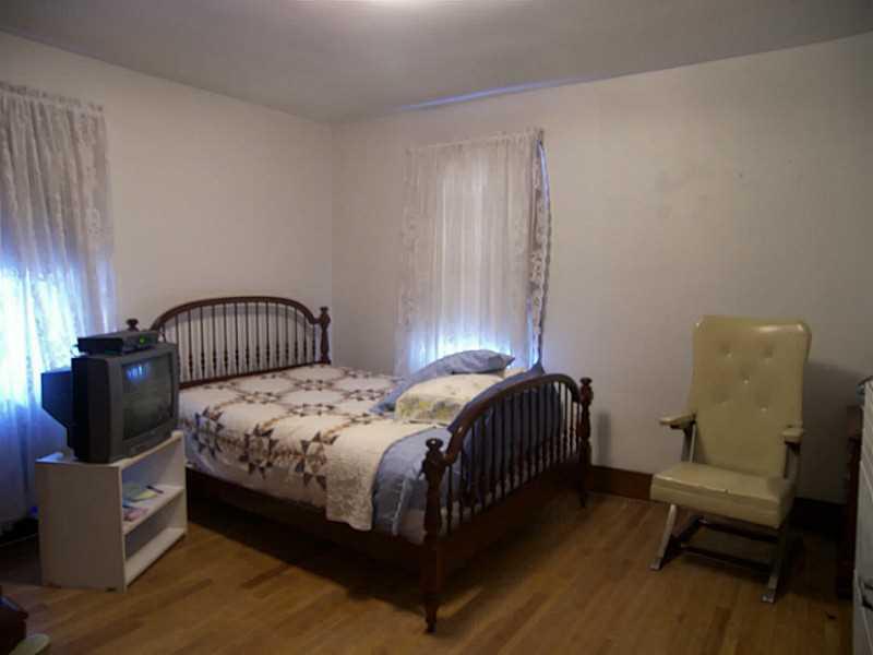 518 Spring Street Latrobe, PA 15650 - Photo 7 of 10 Master Bedroom.